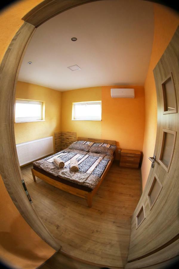 Apartmány Dimitra Štúrovo Exteriér fotografie