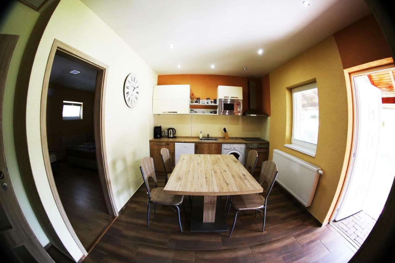Apartmány Dimitra Štúrovo Exteriér fotografie