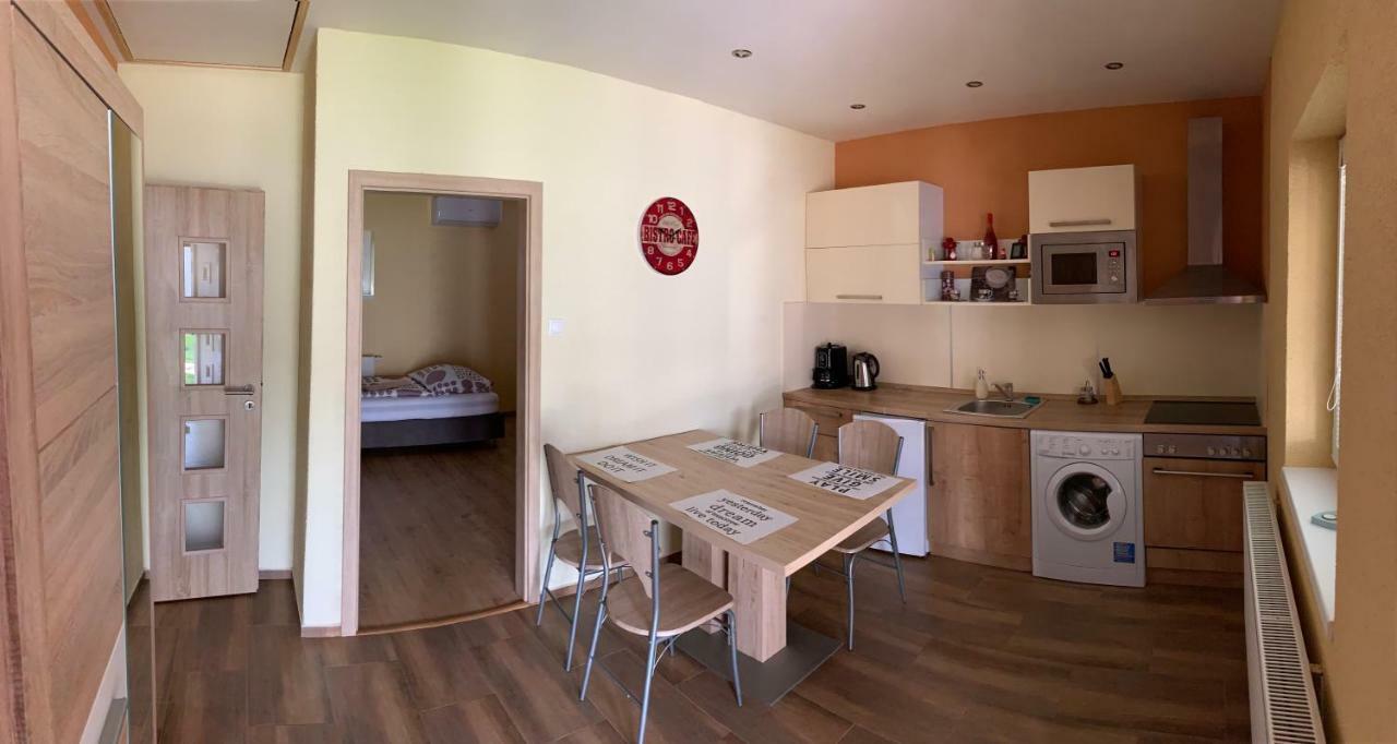 Apartmány Dimitra Štúrovo Exteriér fotografie
