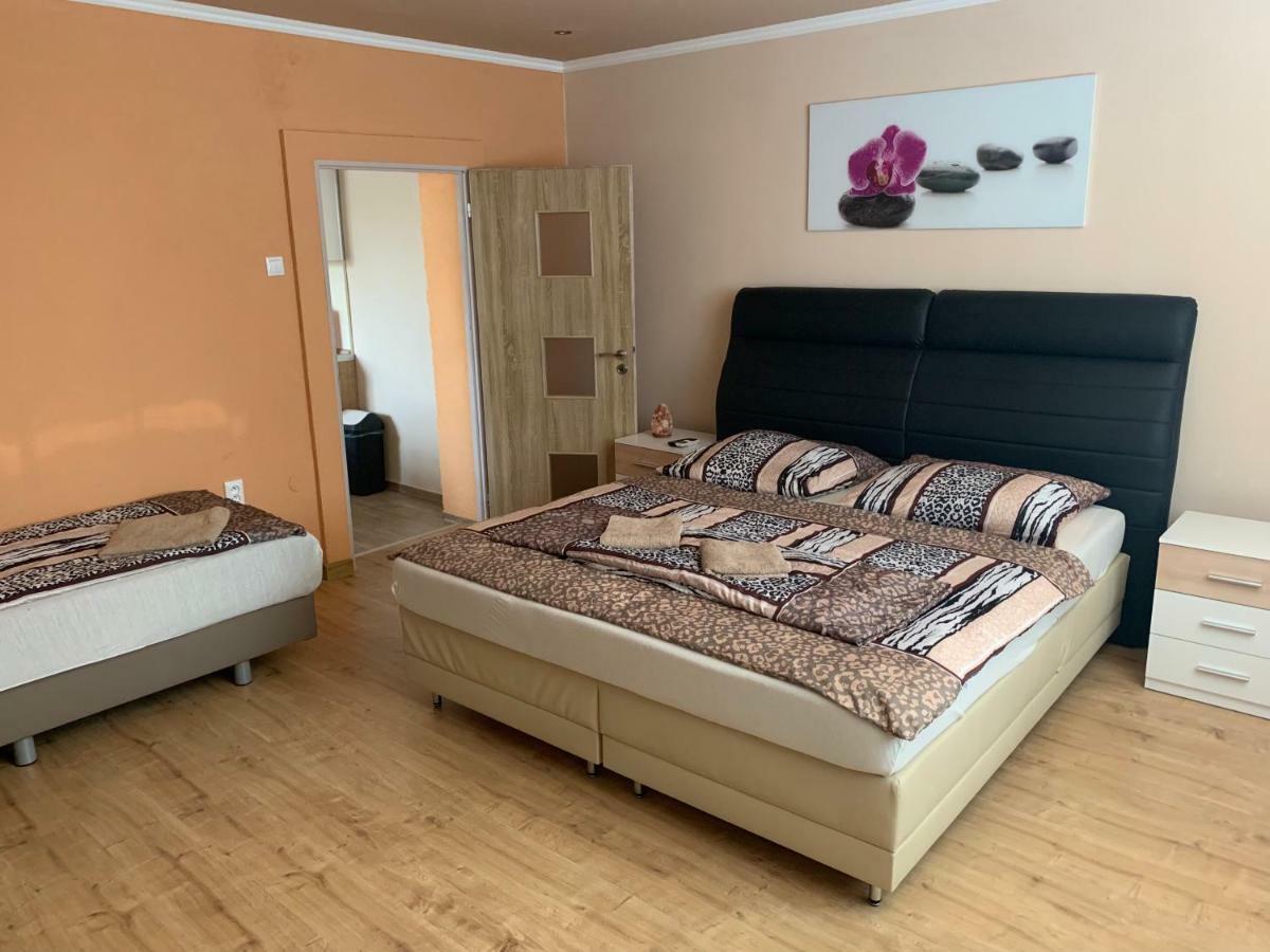 Apartmány Dimitra Štúrovo Exteriér fotografie