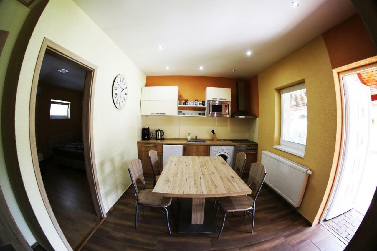 Apartmány Dimitra Štúrovo Exteriér fotografie