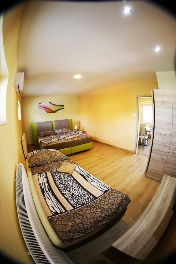 Apartmány Dimitra Štúrovo Exteriér fotografie