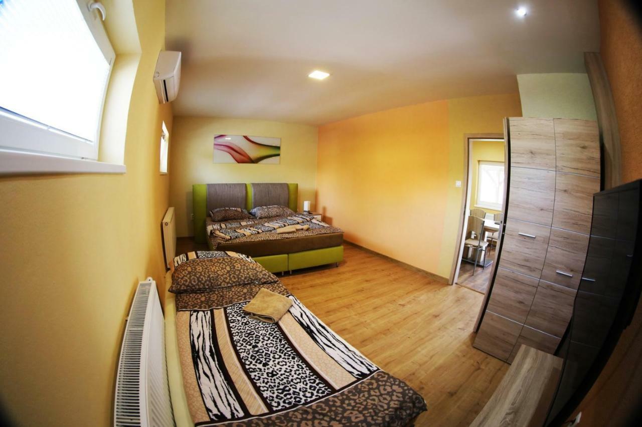 Apartmány Dimitra Štúrovo Exteriér fotografie