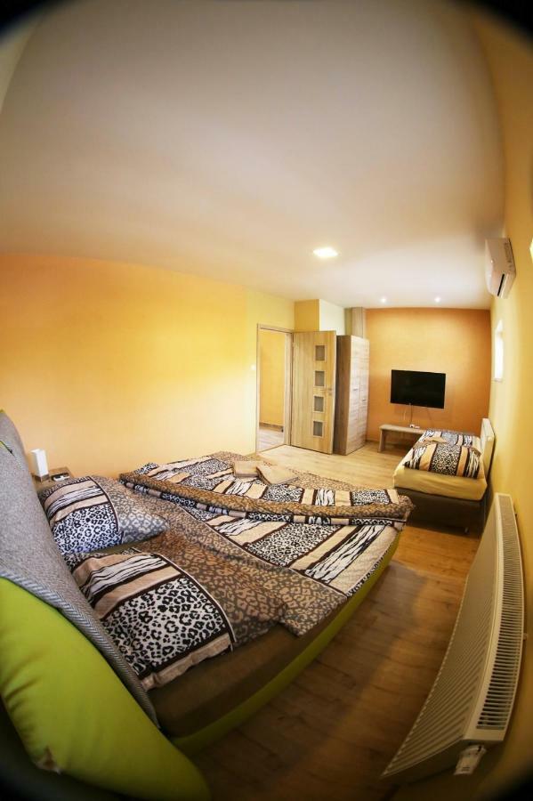 Apartmány Dimitra Štúrovo Exteriér fotografie